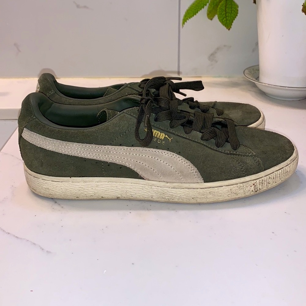 Suede Classic XXI Sneakers size 8